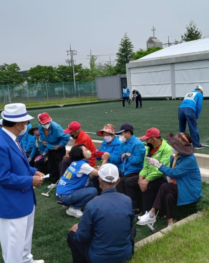 군민과 함께한 사진