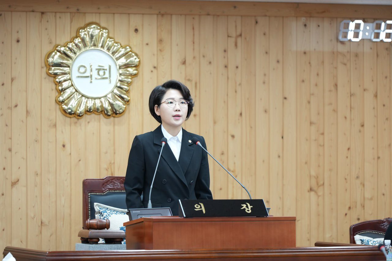 군민과 함께한 사진