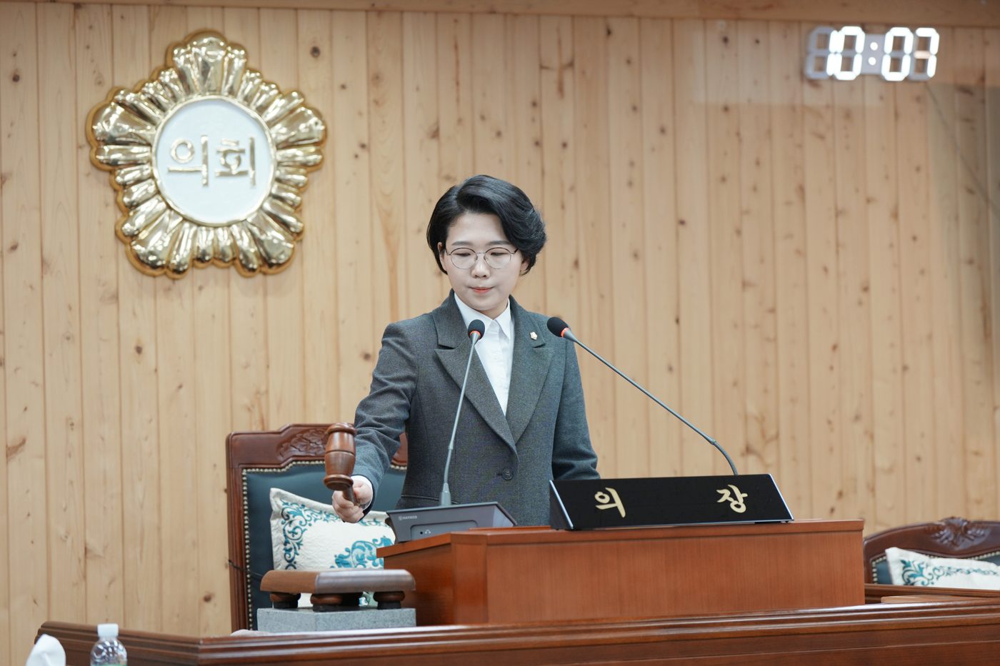 군민과 함께한 사진